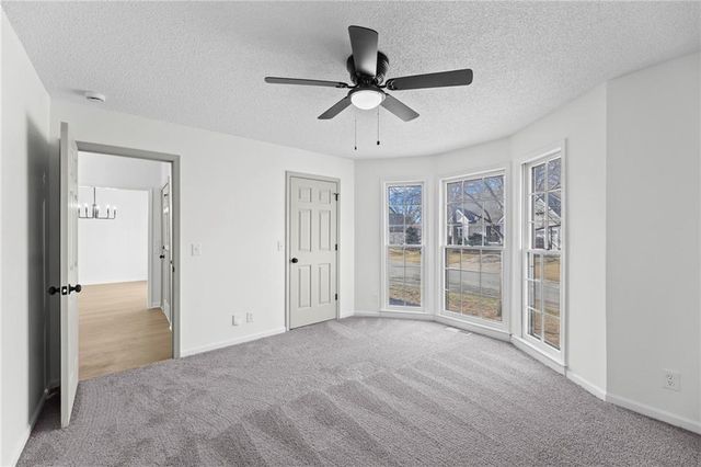 11405 S Hunter Drive, Olathe, KS 66061