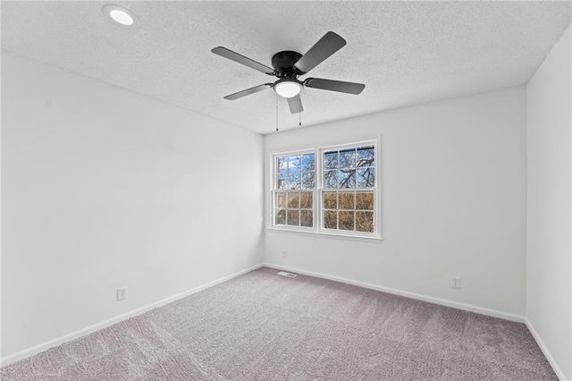 11405 S Hunter Drive, Olathe, KS 66061