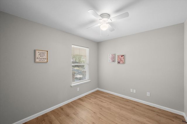 5525 Carver Drive, Fort Worth, TX 76107