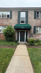 1070 Hunter Avenue 4, Valley Stream, NY 11580