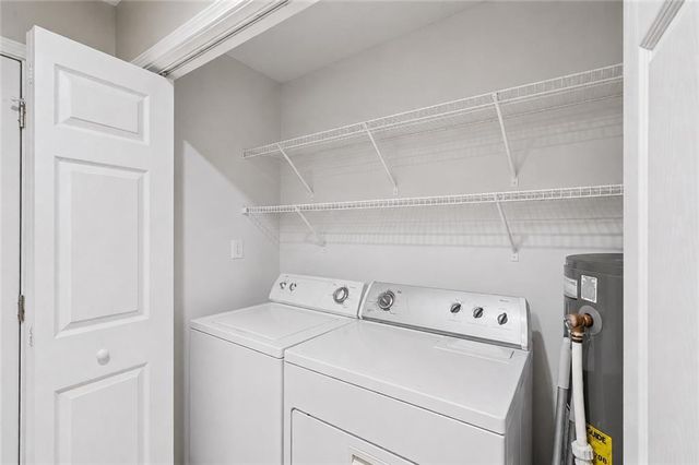 16 Holly Downs Court NW, Atlanta, GA 30318