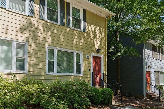 16 Holly Downs Court NW, Atlanta, GA 30318