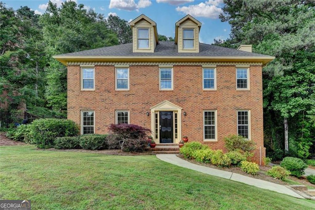 1486 Maple Ridge Drive, Suwanee, GA 30024