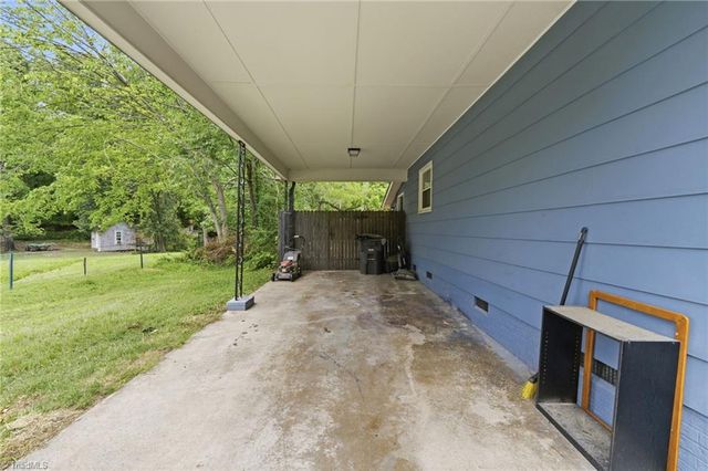 521 Osborne Road, Winston-salem, NC 27103