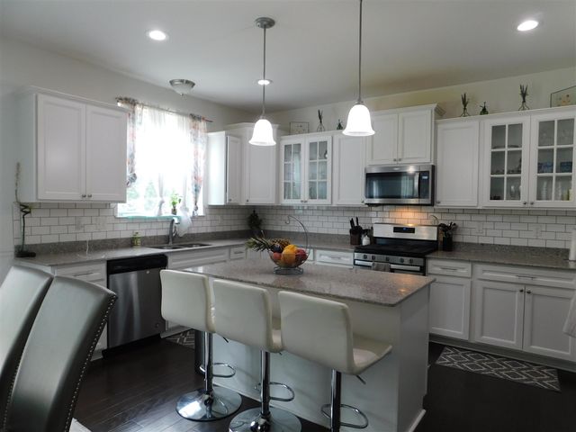 4446 Christina Drive, Ypsilanti, MI 48197