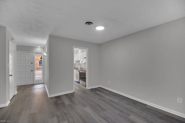 376 Merrimac Trl Unit 113, Williamsburg, VA 23185