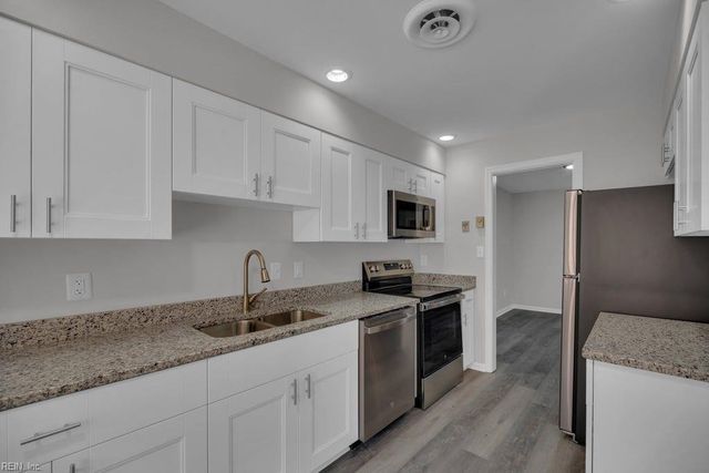 376 Merrimac Trl Unit 113, Williamsburg, VA 23185