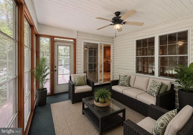 421 BIRDIE RD, Locust Grove, VA 22508