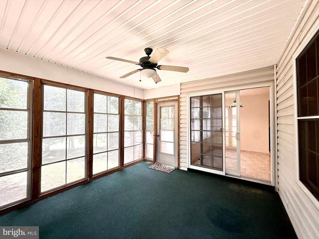 421 BIRDIE RD, Locust Grove, VA 22508