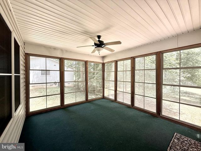 421 BIRDIE RD, Locust Grove, VA 22508