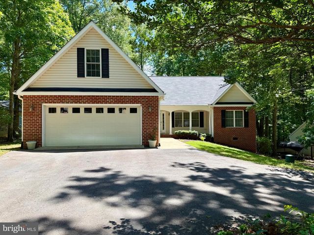 421 BIRDIE RD, Locust Grove, VA 22508