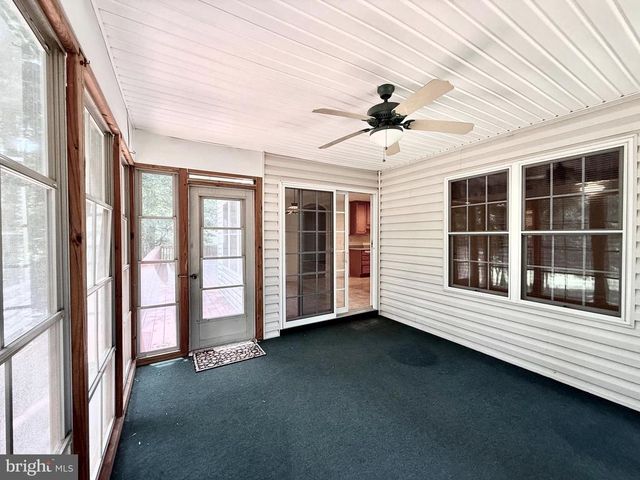 421 BIRDIE RD, Locust Grove, VA 22508