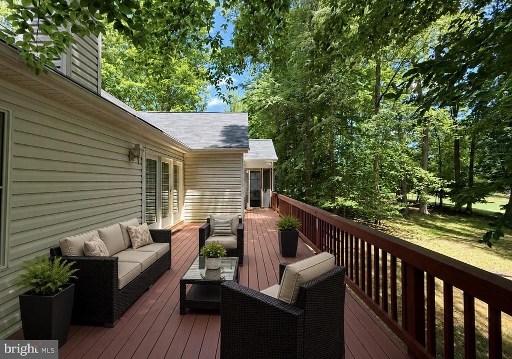 421 BIRDIE RD, Locust Grove, VA 22508