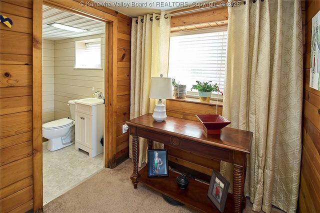 1555 Summit Drive, Charleston, WV 25302