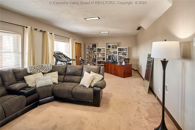 1555 Summit Drive, Charleston, WV 25302