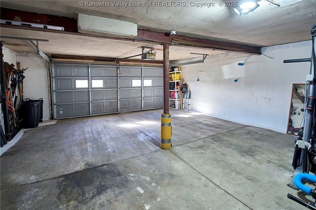 1555 Summit Drive, Charleston, WV 25302