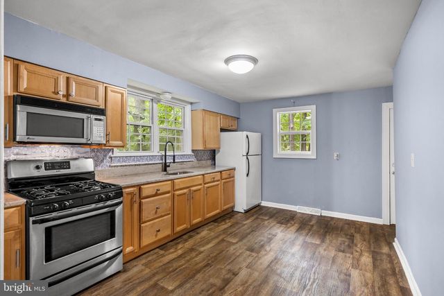210 GARFIELD AVE, Chesilhurst, NJ 08089
