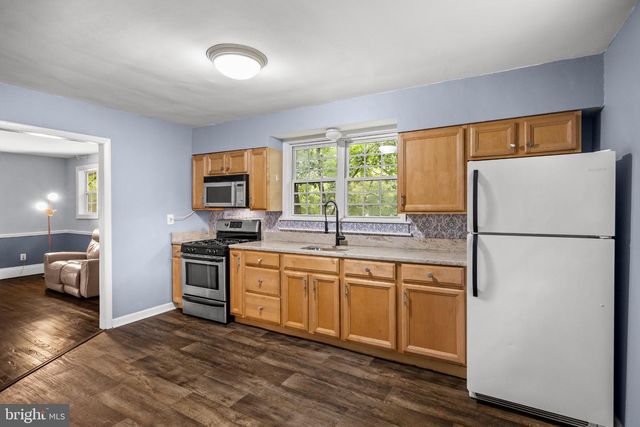 210 GARFIELD AVE, Chesilhurst, NJ 08089