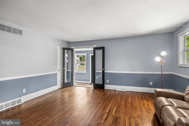 210 GARFIELD AVE, Chesilhurst, NJ 08089