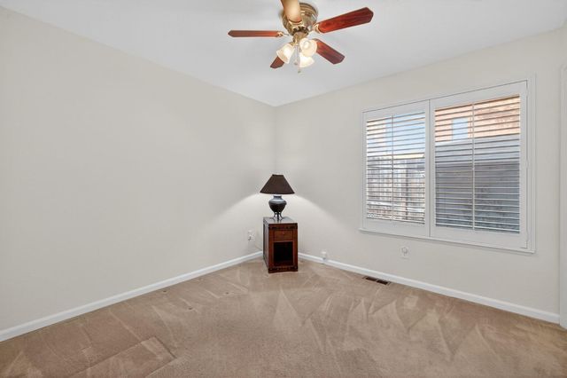 100 Boxler Ct, Folsom, CA 95630