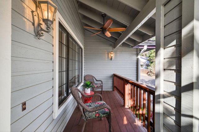 100 Boxler Ct, Folsom, CA 95630