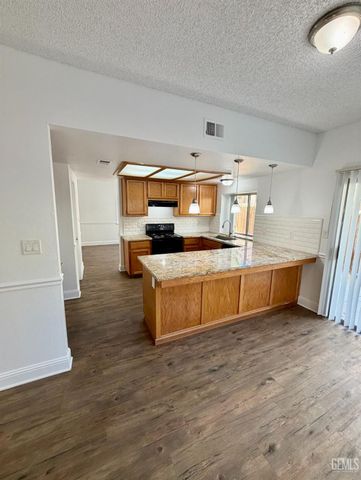 8108 Fawn Street, Bakersfield, CA 93311