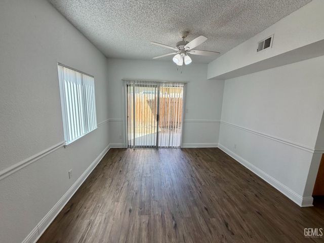 8108 Fawn Street, Bakersfield, CA 93311
