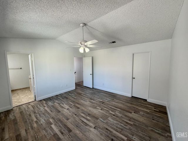 8108 Fawn Street, Bakersfield, CA 93311
