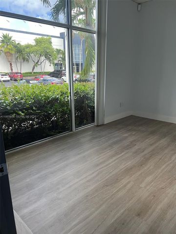 7620 NW 25 Street 1, Miami, FL 33122