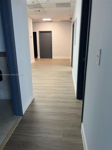 7620 NW 25 Street 1, Miami, FL 33122