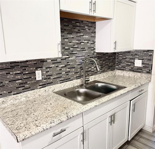 1221 22ND AVENUE W, Palmetto, FL 34221