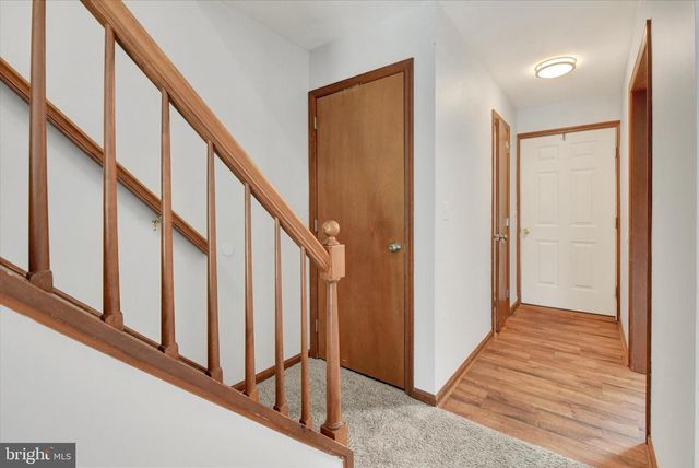 7 GARDEN CT, Elizabethtown, PA 17022