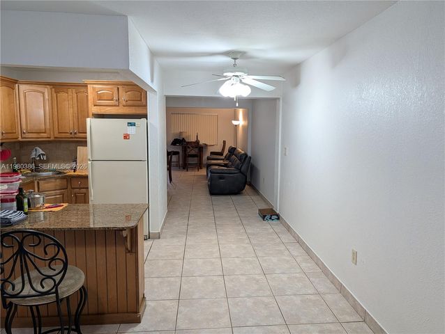 1037 SW 76th Ave 1037, Miami, FL 33144