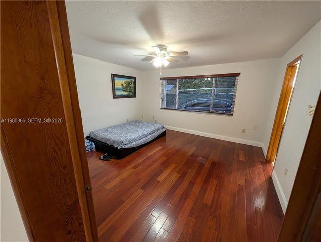 1037 SW 76th Ave 1037, Miami, FL 33144