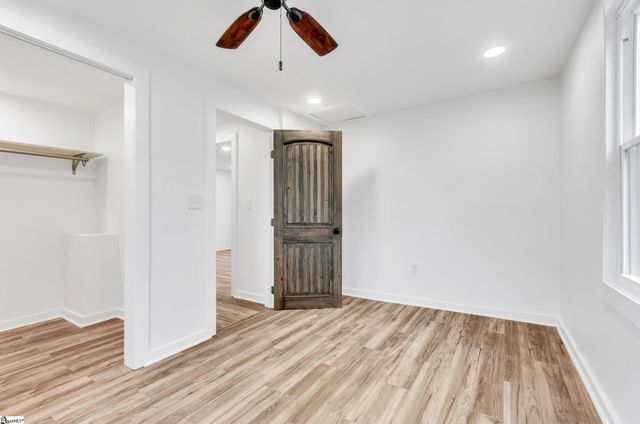 11 Woodland Drive, Greenville, SC 29617