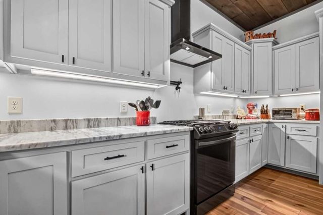 60 Hiles Hatch Lane, Blue Ridge, GA 30513