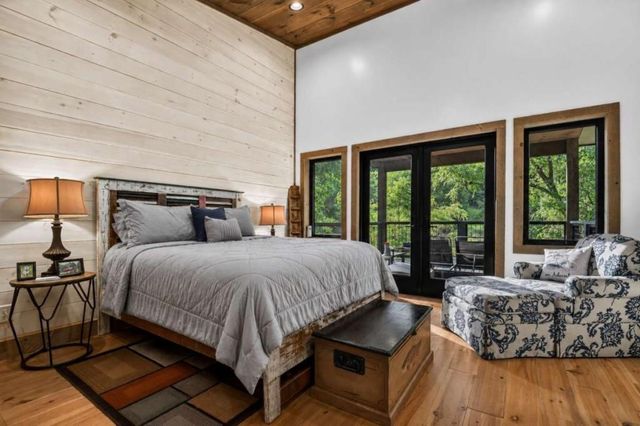 60 Hiles Hatch Lane, Blue Ridge, GA 30513