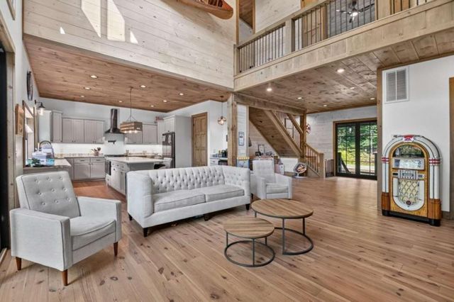 60 Hiles Hatch Lane, Blue Ridge, GA 30513