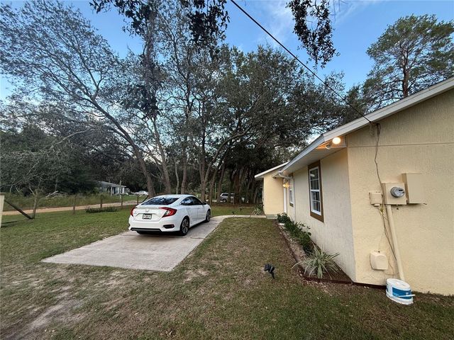 40233 PALM STREET, Lady Lake, FL 32159