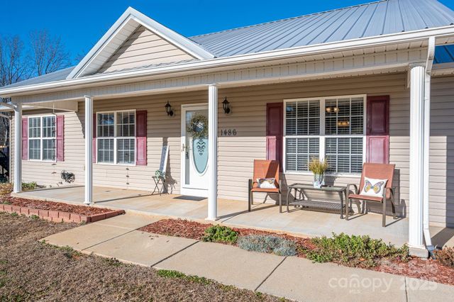 1486 Clear Creek Lane, Newton, NC 28658