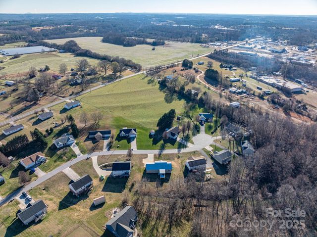 1486 Clear Creek Lane, Newton, NC 28658