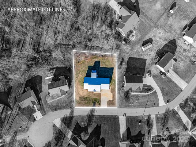 1486 Clear Creek Lane, Newton, NC 28658