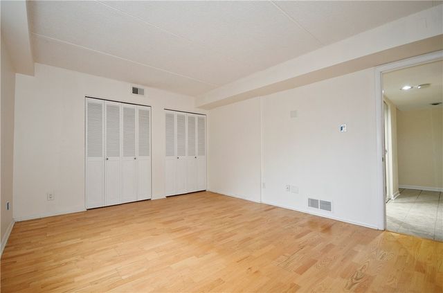 1000 Grandview Avenue 401, Mt Washington, PA 15211