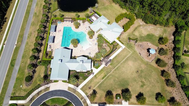 186 Freshwater Dr, St Johns, FL 32259