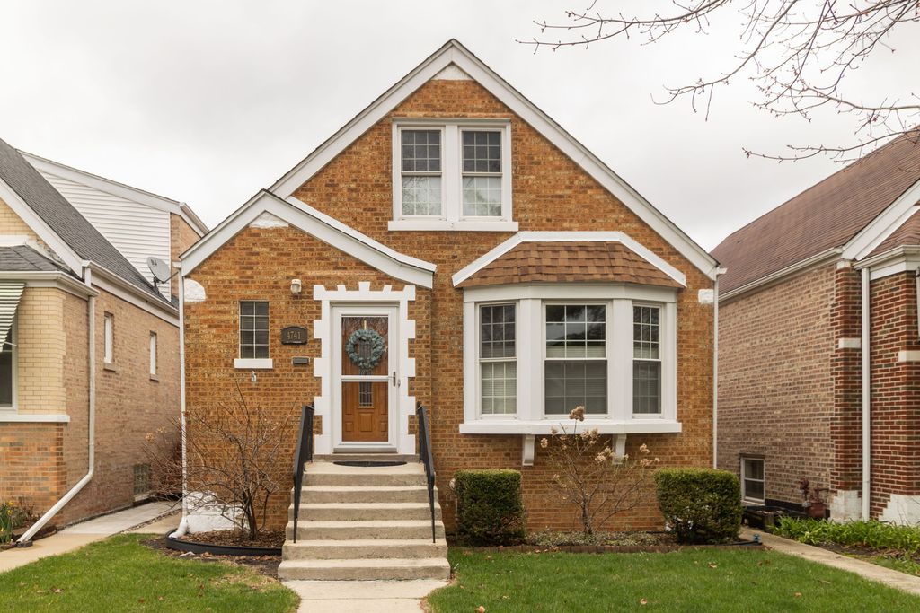 Image 1 of property listing at 4741 S Kildare Avenue, Chicago, IL 60632