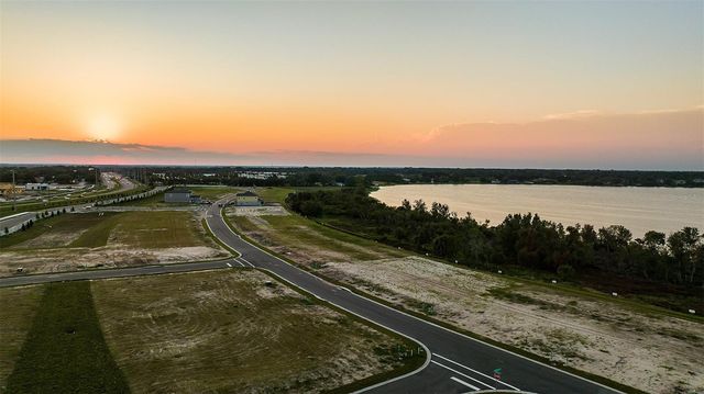 19341 LOCHSIDE LANE, Mount Dora, FL 32757