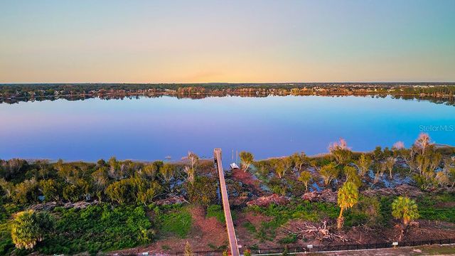 19341 LOCHSIDE LANE, Mount Dora, FL 32757