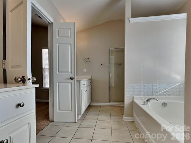 3721 Amber Meadows Drive, Charlotte, NC 28269