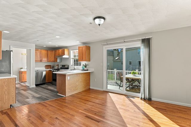 23 Nadine Ln, North Andover, MA 01845