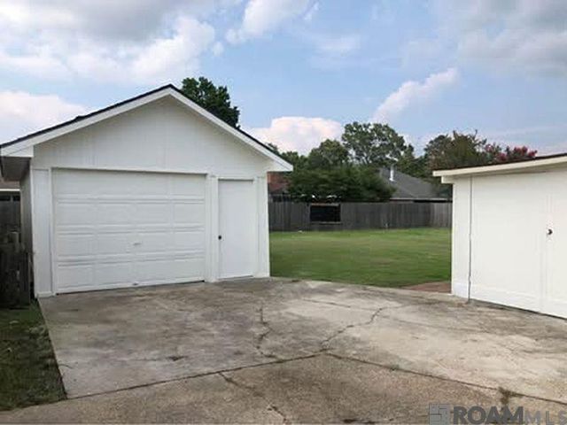 13523 Willowridge Ave, Baton Rouge, LA 70817